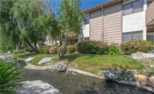 MLS: OC23071911 Condo For Sale