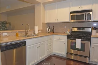 Photo #4: OC23071932 Listing