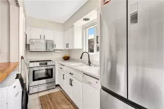 Photo #5: OC23072245 Listing 