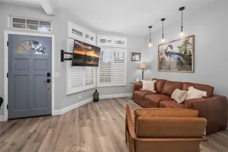 Photo #3: OC23073045 Listing 