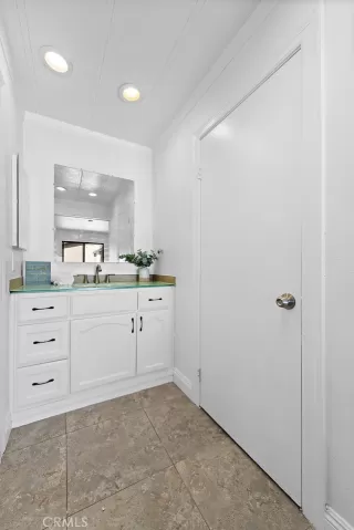 Photo #6: OC23073172 Listing