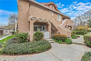 Photo #1: OC23073174 Listing