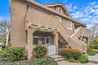 Photo #2: OC23073174 Listing