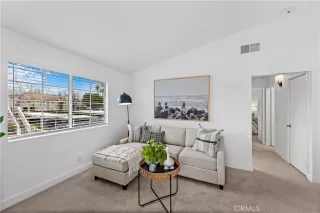 Photo #5: OC23073174 Listing