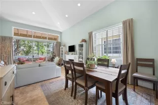 Photo #5: OC23073175 Listing