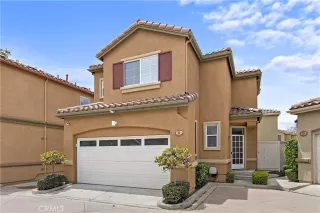 Photo #2: OC23073325 Listing