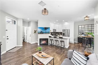 Photo #5: OC23073325 Listing