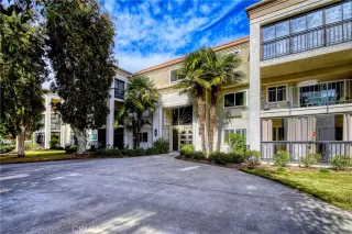 Photo #5: OC23073466 Listing