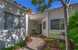 Photo #2: OC23073542 Listing