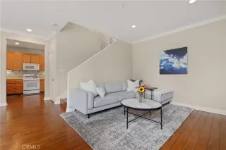 Photo #1: OC23073679 Listing 