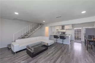 Photo #2: OC23073699 Listing 