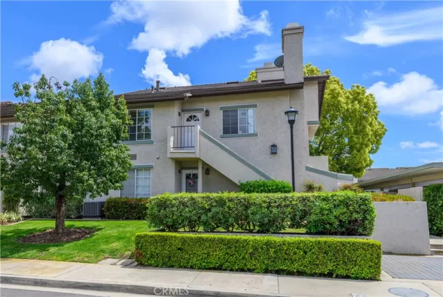 MLS: OC23073803 Condo For Sale