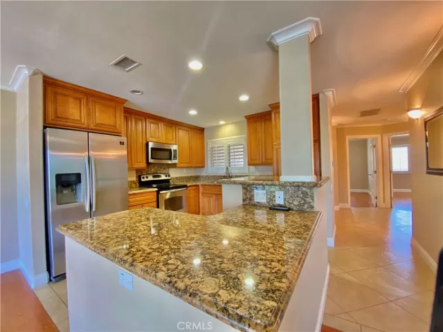 MLS: OC23073877 Condo For Sale