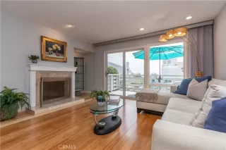 Photo #5: OC23073983 Listing 