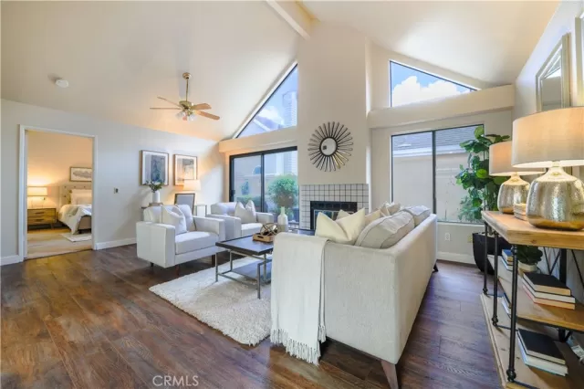 MLS: OC23074022 Condo For Sale