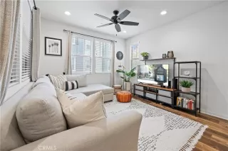 Photo #6: OC23074097 Listing 