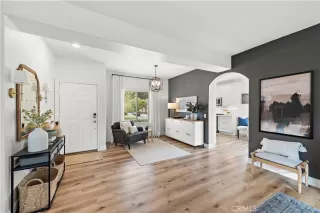 Photo #2: OC23074121 Listing