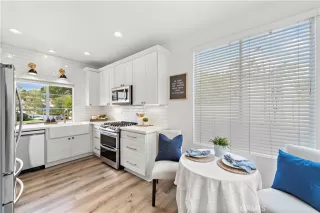 Photo #6: OC23074121 Listing