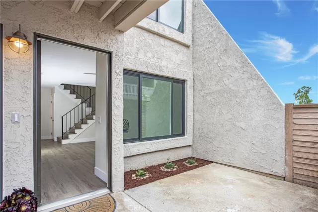 MLS: OC23074160 Condo For Sale