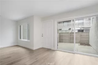 Photo #5: OC23074160 Listing