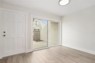 Photo #6: OC23074160 Listing