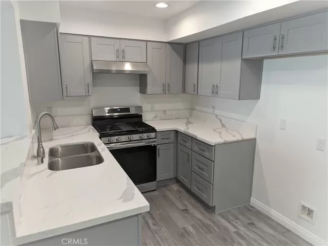 MLS: OC23074192 Condo For Sale
