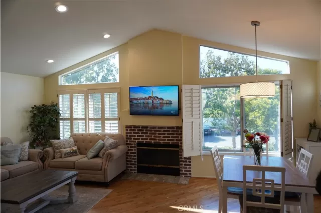 MLS: OC23074297 Condo For Sale