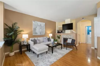 Photo #6: OC23074350 Listing