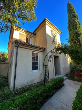 Photo #2: OC23074787 Listing 