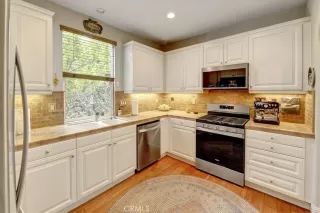 Photo #6: OC23074787 Listing 