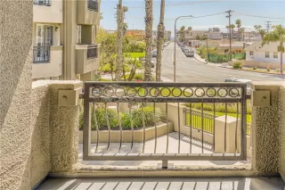 Photo #5: OC23074811 Listing