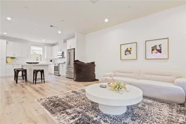 MLS: OC23074813 Condo For Sale