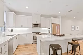 Photo #1: OC23074813 Listing 