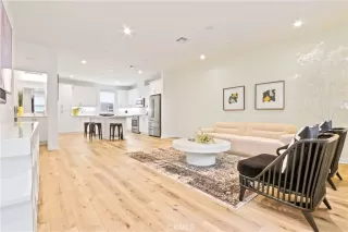 Photo #6: OC23074813 Listing 