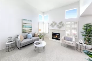 Photo #2: OC23074924 Listing 