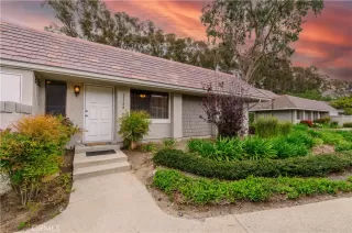 Photo #2: OC23074958 Listing 