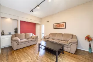 Photo #6: OC23074958 Listing 