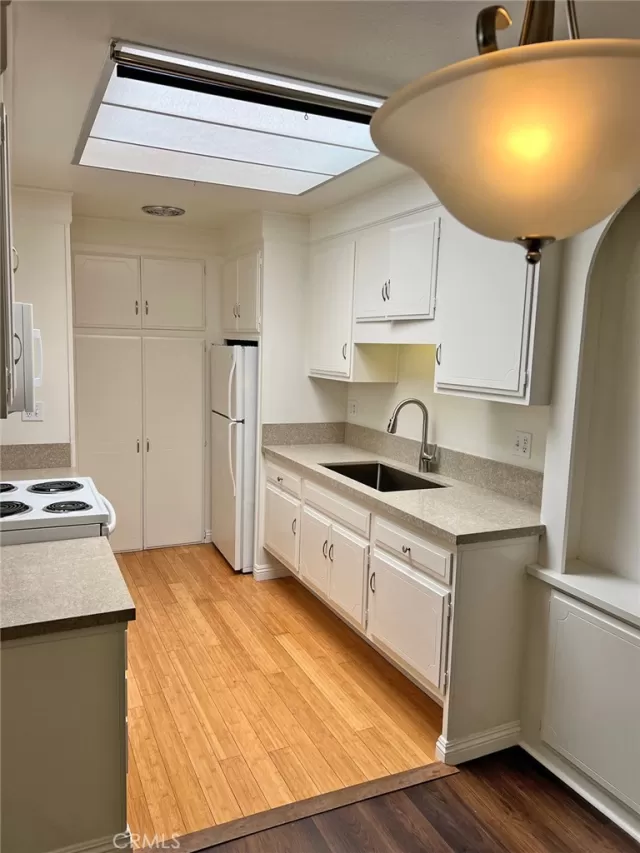 MLS: OC23075008 Condo For Sale