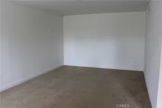 Photo #2: OC23075101 Listing