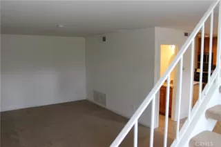 Photo #5: OC23075101 Listing