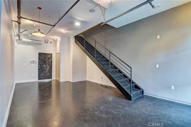 MLS: OC23075395 Condo For Sale