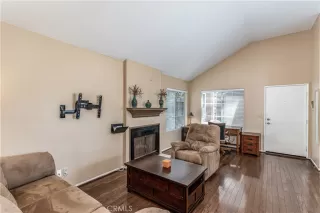 Photo #3: OC23075463 Listing 