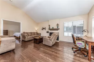 Photo #4: OC23075463 Listing 