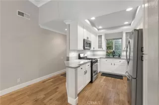 Photo #4: OC23076031 Listing