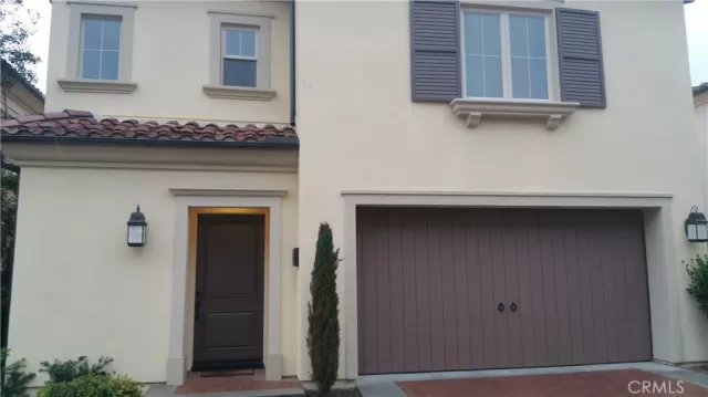 MLS: OC23076058 Condo For Sale