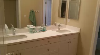 Photo #5: OC23076058 Listing