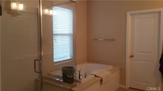 Photo #6: OC23076058 Listing