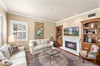 Photo #5: OC23076602 Listing 