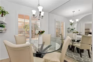 Photo #5: OC23076756 Listing 