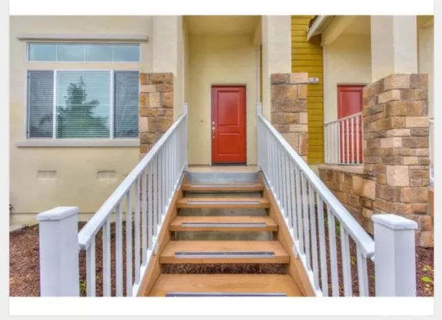 MLS: OC23076809 Condo For Sale